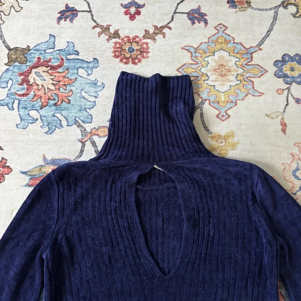 Free People Navy Blue New Moon Chenille Tunic Turtleneck Sweater XS - Picture 3 of 9